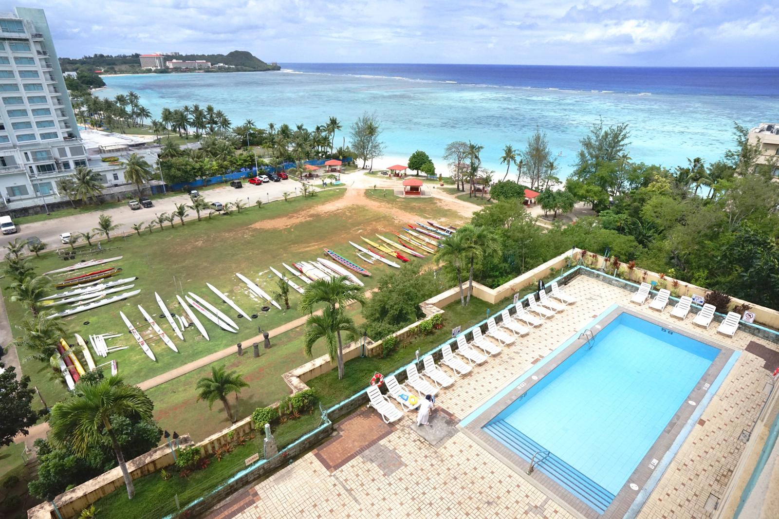 Holiday Resort Spa